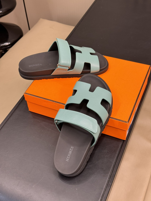 H**mes sandal