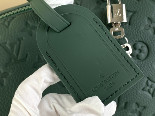l0*is V*t0n keepall bandouliÈre 50