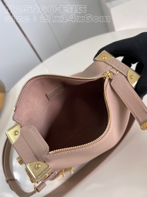 l0*is V*t0n side trunk pm-21*14*6cm