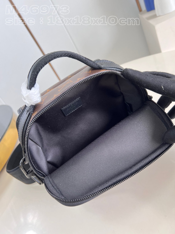 l0*is V*t0n trail messenger-18*18*10cm