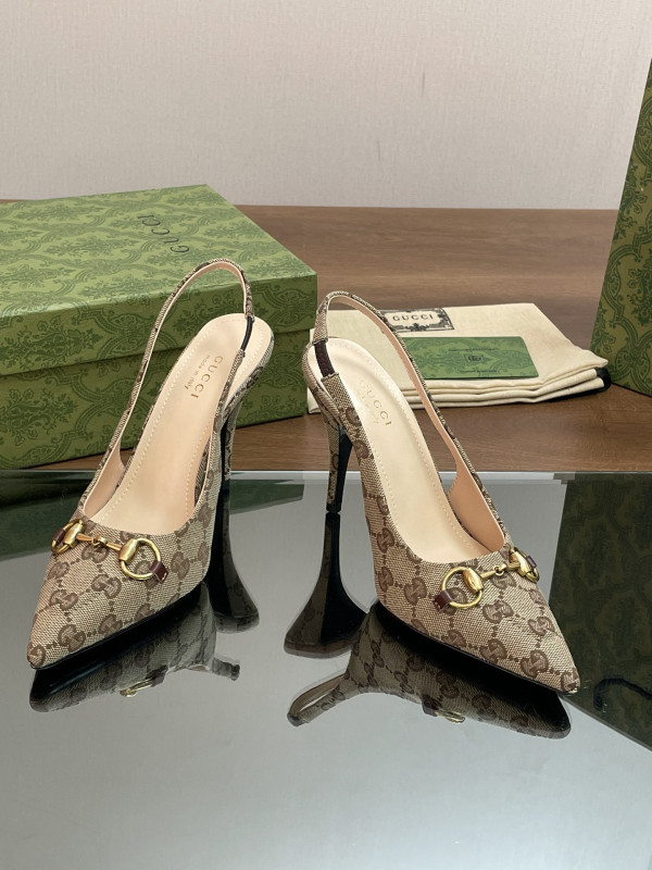 G*u*i heels-10.5cm