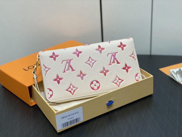 l0*is V*t0n zippy wallet-10*20*2 cm