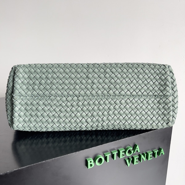 bo*te*ga Ve*ne*ta large cabat-51*18*28cm