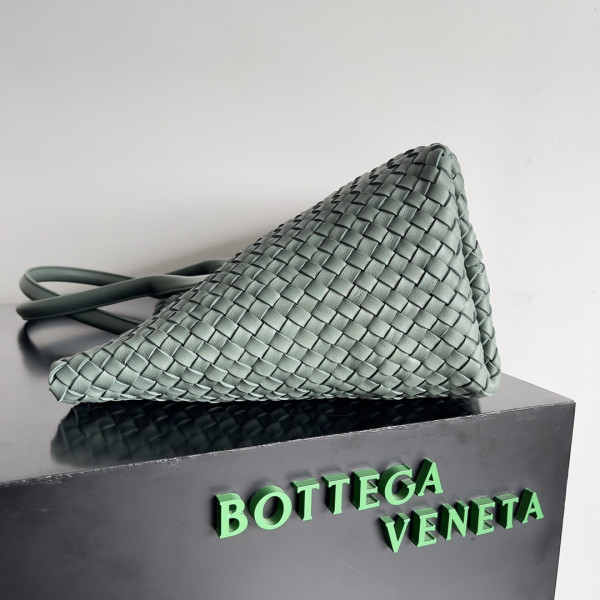 bo*te*ga Ve*ne*ta large cabat-51*18*28cm