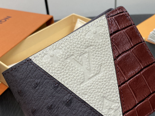 l0*is V*t0n multiple wallet-11.5*9*1.5cm