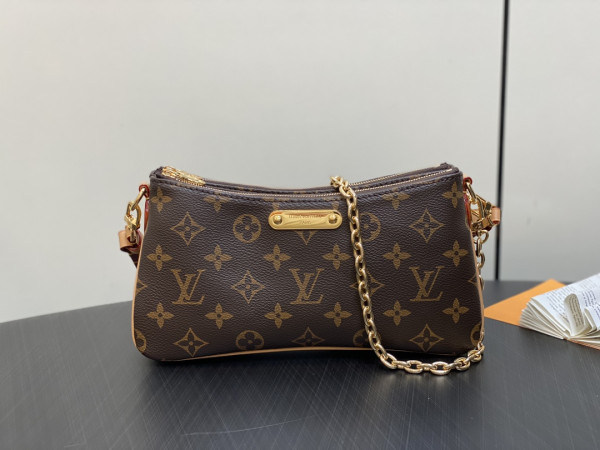 l0*is V*t0n liv pochette double -24.5*13.5*6.5cm