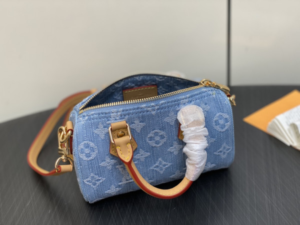 l0*is V*t0n nano speedy-16-10-7.5cm