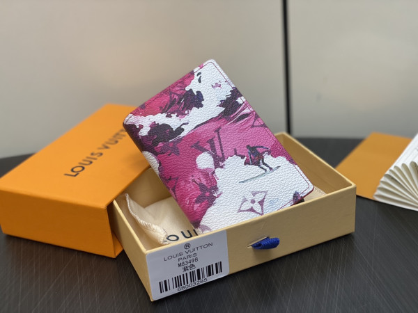 l0*is V*t0n pocket organizer-7.5*11.1*1 cm
