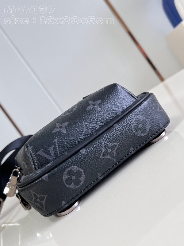 l0*is V*t0n avenue slingbag-16*33*5.7cm
