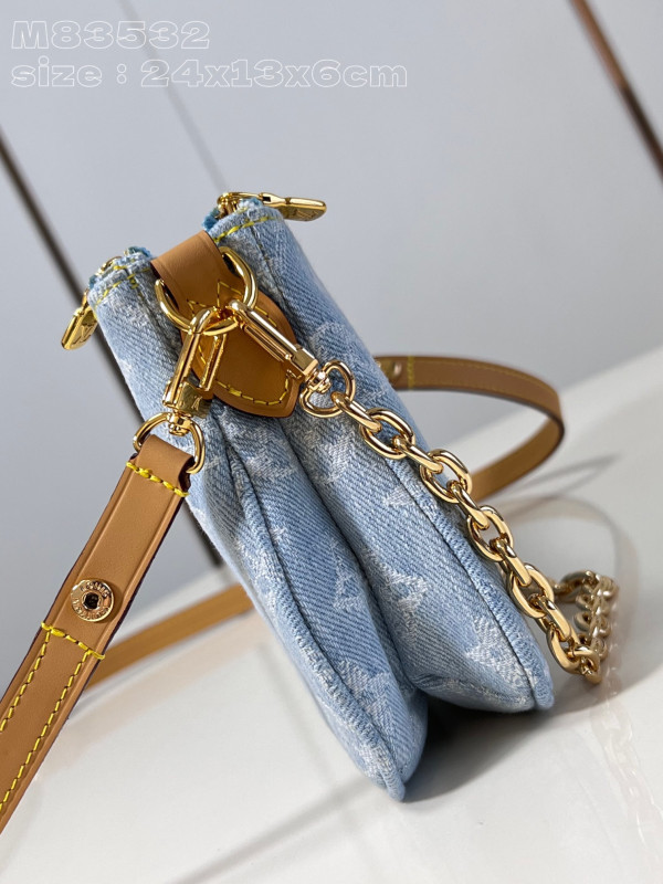 l0*is V*t0n liv pochette double -24.5*13.5*6.5cm
