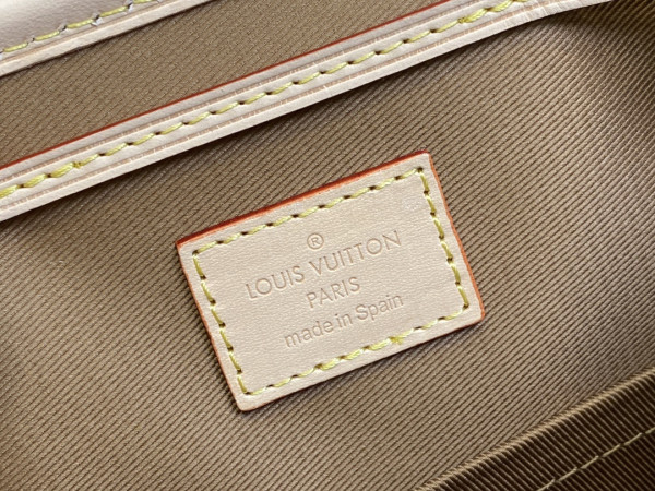 l0*is V*t0n montsouris-24*25*12cm