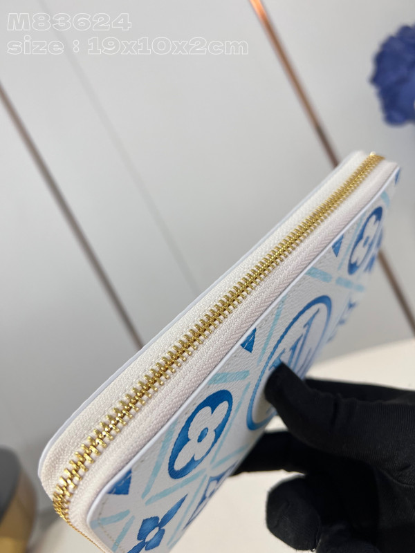 l0*is V*t0n zippy wallet-10*20*2 cm