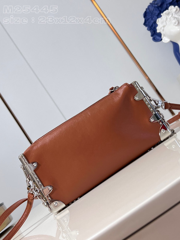 l0*is V*t0n slim trunk-23*12*4cm