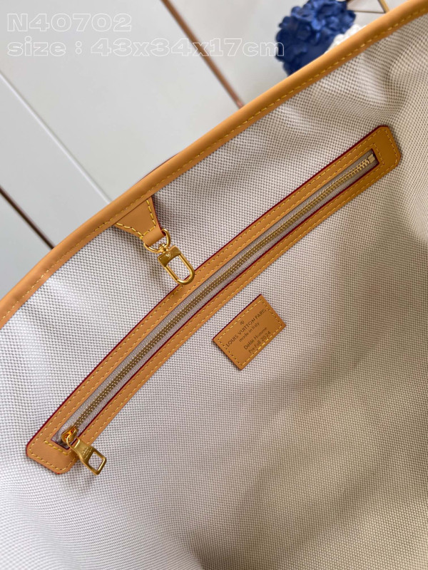 l0*is V*t0n weekend tote-43*34*17.5cm