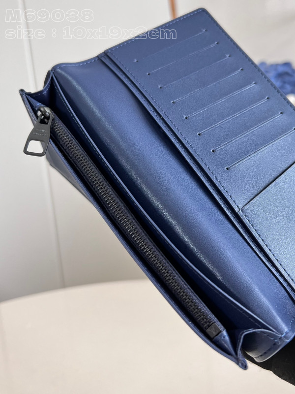 l0*is V*t0n brazza wallet-10*19*2cm