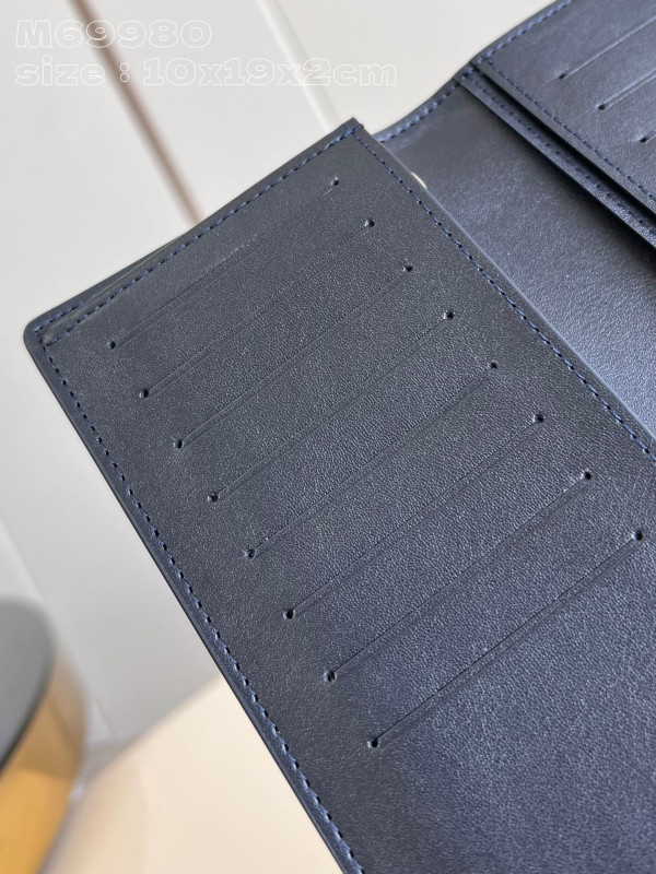 l0*is V*t0n brazza wallet-10*19*2cm