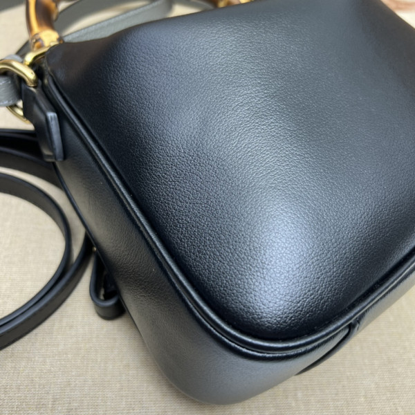 G*u*i diana small shoulder bag
