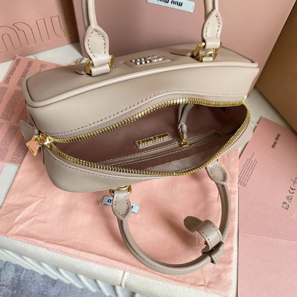 M*um*u arcadie leather bag-22x10.5x7.5cm