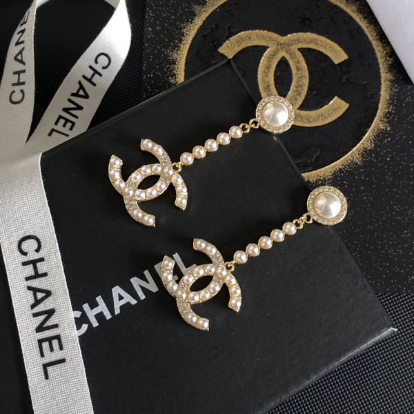 CL EARRINGS