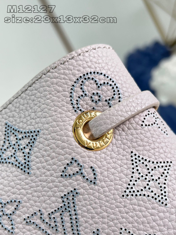 l0*is V*t0n bella tote