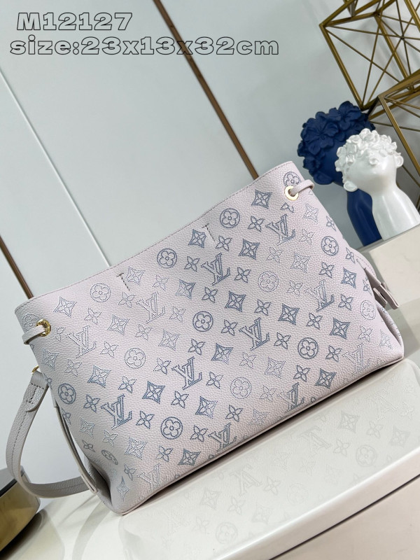 l0*is V*t0n bella tote