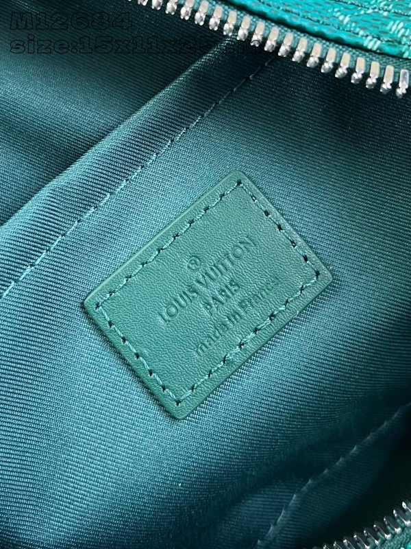 l0*is V*t0n keepall bandouliÈre 25