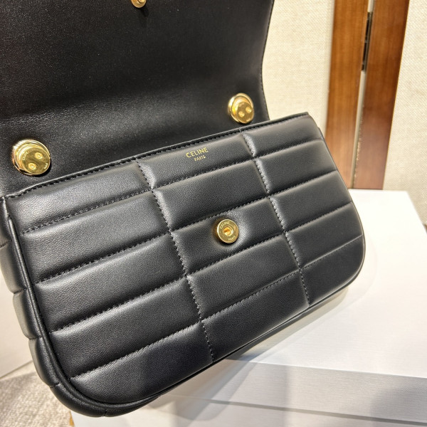 chain shoulder bag matelasse monoCh*0me celin*