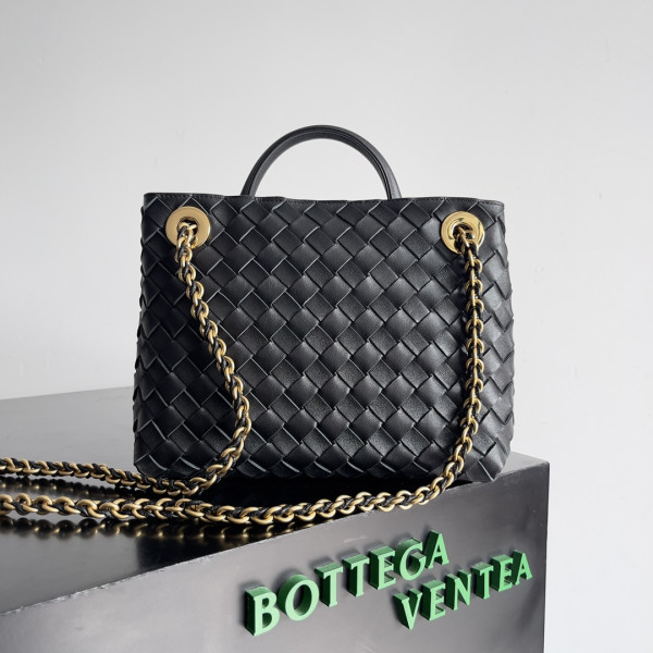 bo*te*ga Ve*ne*ta small andiamo chain-25*22*10.5cm