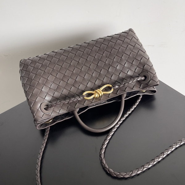 bo*te*ga Ve*ne*ta small east-west andiamo-29*10*18cm