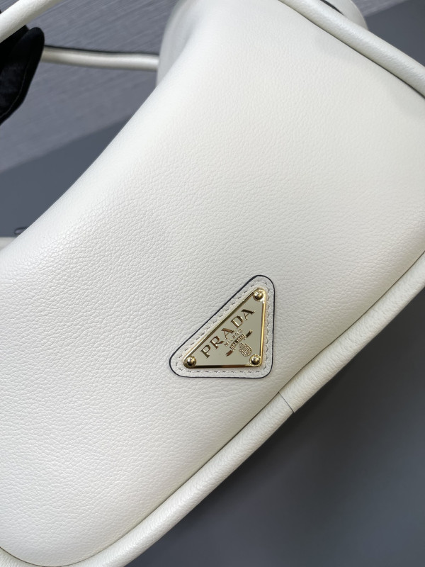 Pra*a darling leather handbag
