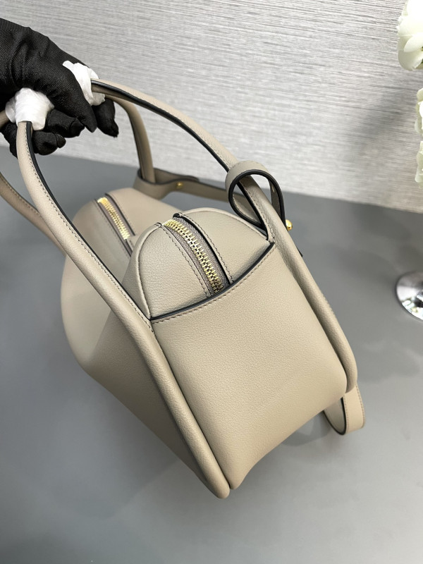 Pra*a darling leather handbag