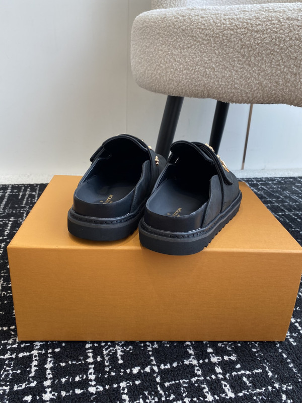 l0*is V*t0n sandals