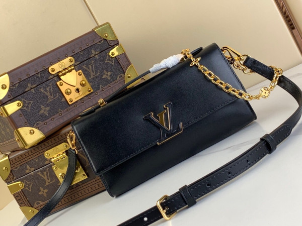 l0*is V*t0n wallet on chain capucines