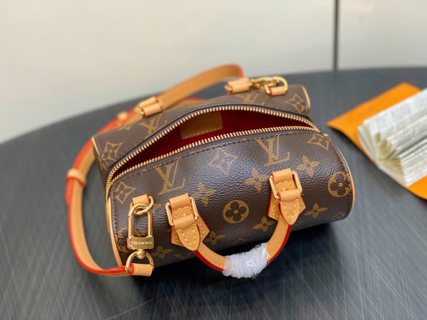 l0*is V*t0n nano speedy-10.5*11.5*18cm