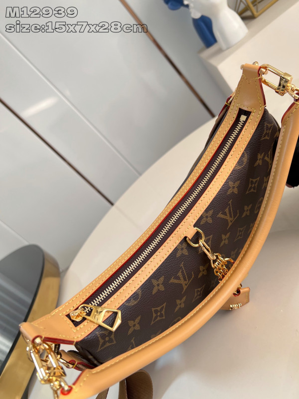l0*is V*t0n looping bag-15 x 7 x 28cm
