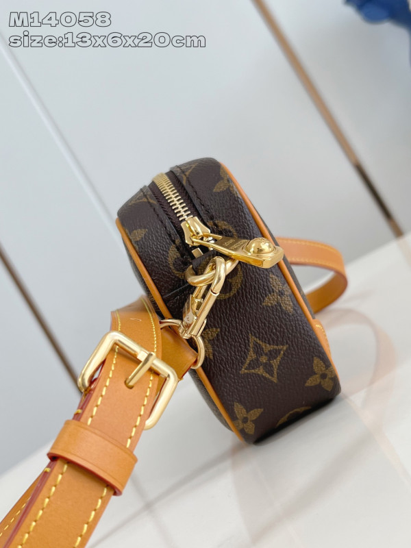 l0*is V*t0n trocadéro wearable wallet-13*6.5*20cm