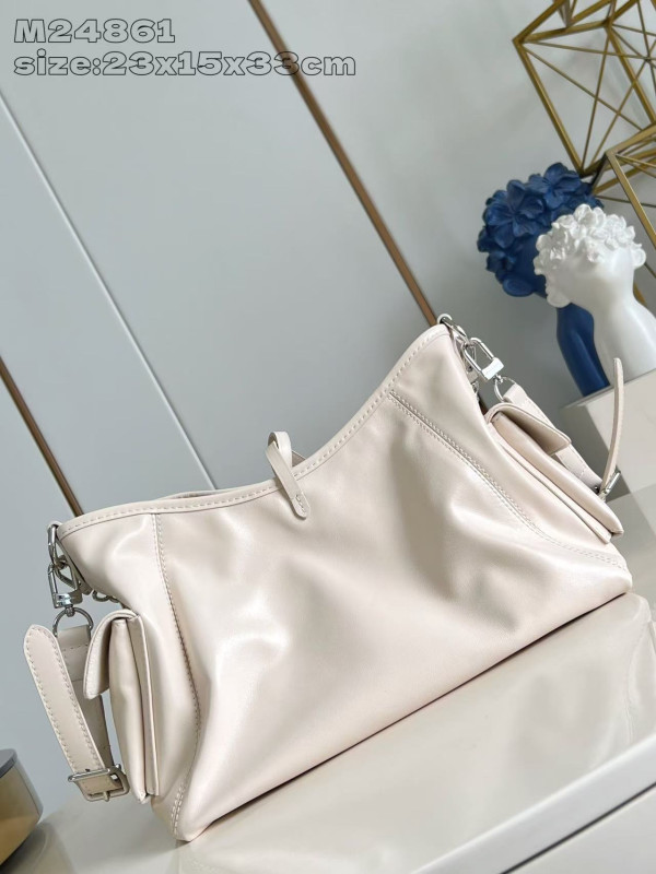 l0*is V*t0n carryall cargo -33.5 x 23x15cm