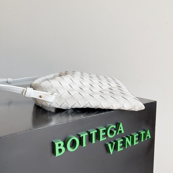 bo*te*ga Ve*ne*ta mini hop-25.5*14.5*11cm