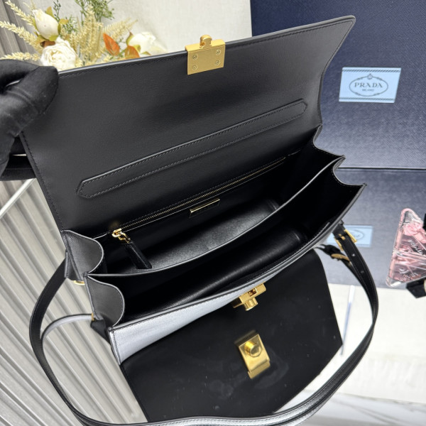 Pra*a soft sound medium leather shoulder bag
