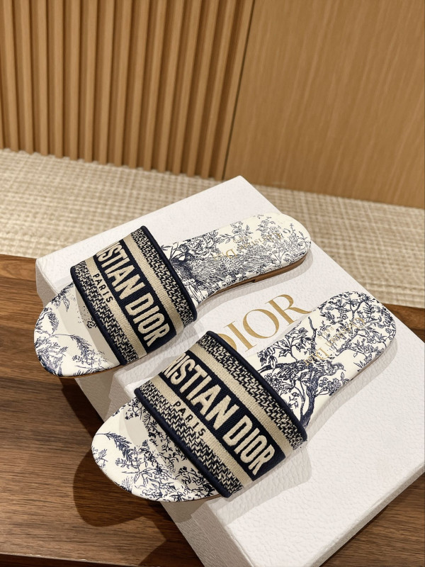DIRO DWAY SLIDES