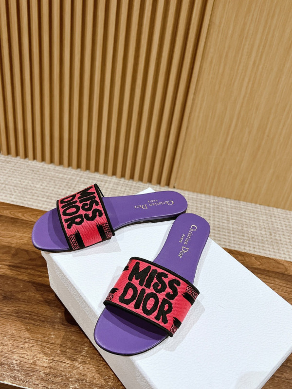 DIRO DWAY SLIDES