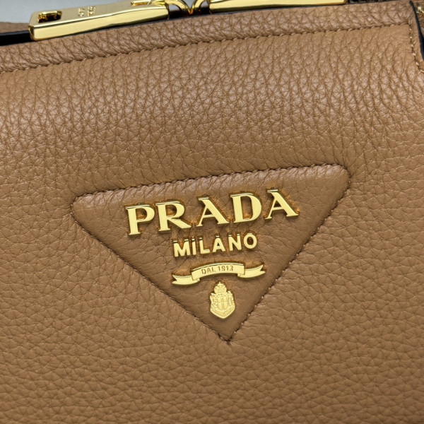 Pra*a leather mini handbag-18*19.5*9cm