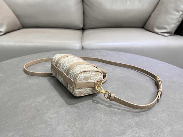 Diro Groove 17 Nano Bag