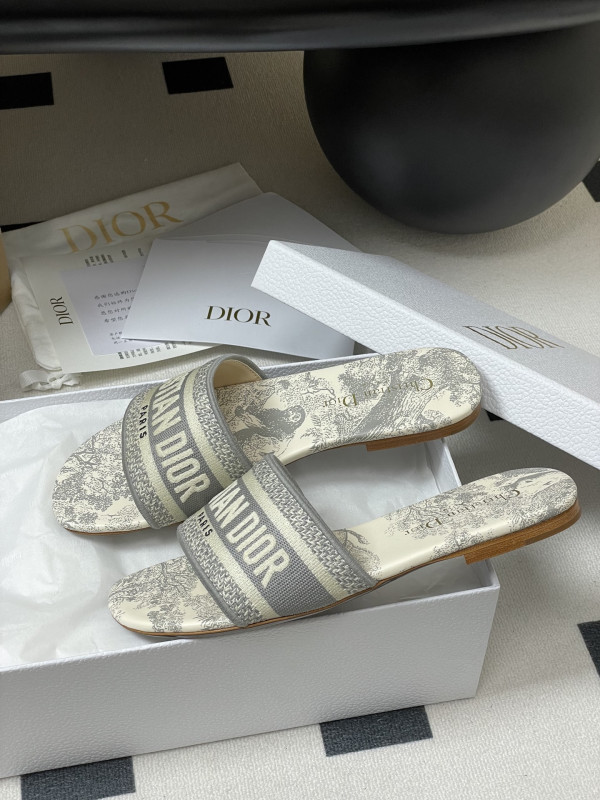 DIRO DWAY SLIDES