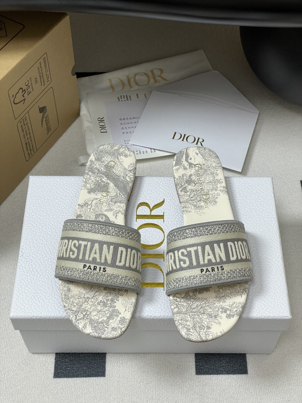 DIRO DWAY SLIDES