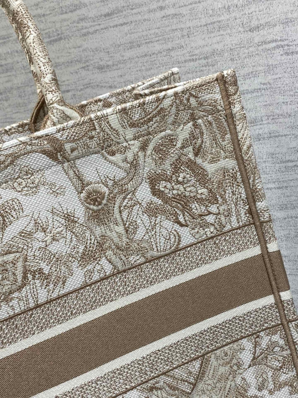 Large Diro Book Tote-42*35*18.5cm