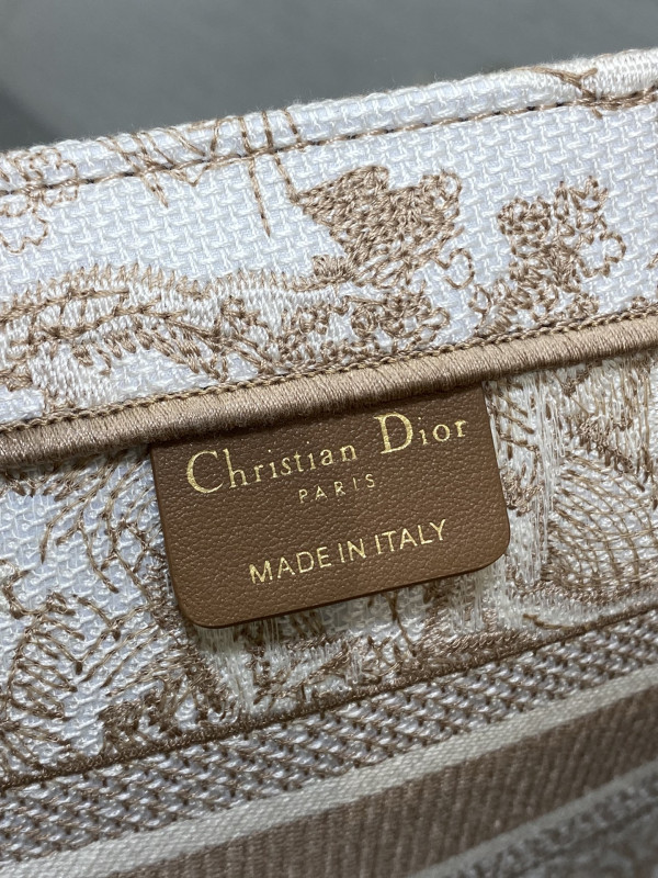 SMALL DIRO BOOK TOTE-26CM