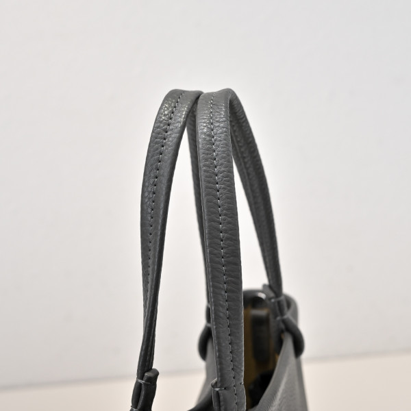 T*e R0w park tote mini bag - 20*19*9cm