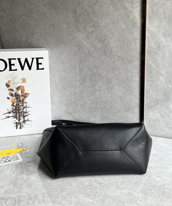 Lowee Puzzle Fold medium Tote -  25.5X14.5X31.5cm