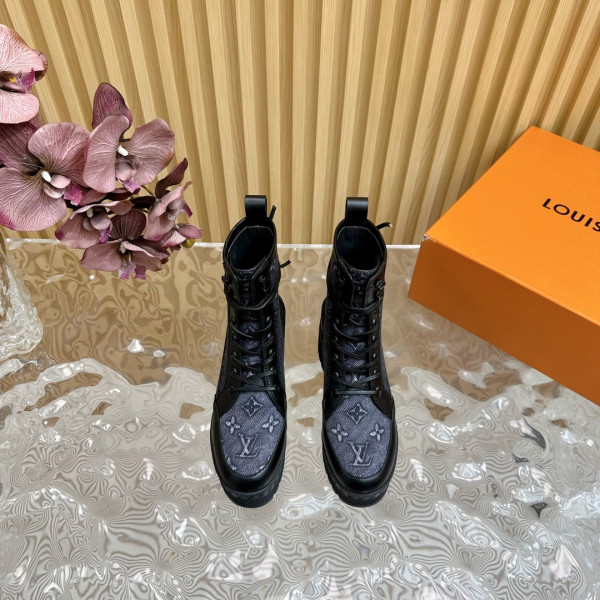 l0*is V*t0n boots